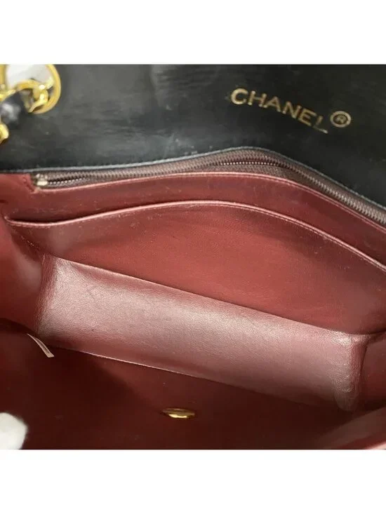 Chanel Shoulder Bag Quilted Lambskin Black Gold - Picture 4 of 10